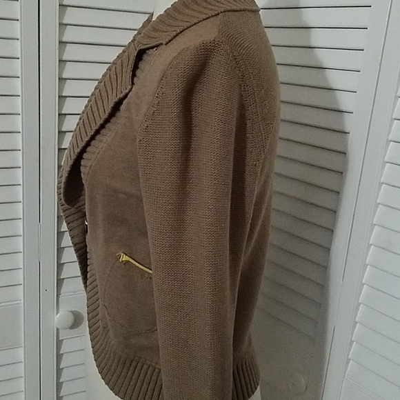 MOTH FOR ANTHRO CARDIGAN - Picture 5 of 8